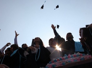 İzmir-Bayraklı-Şehit Bersan Doğantekin Anadolu Lisesi fotoğrafı