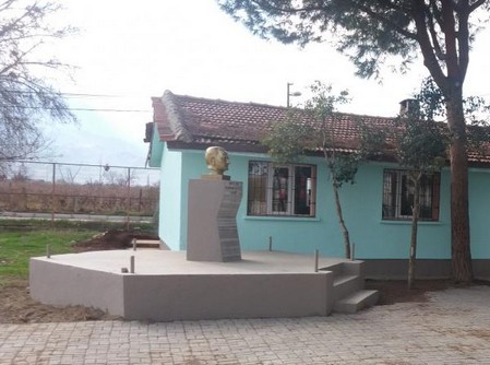 Manisa-Salihli-Karaoğlanlı İlkokulu fotoğrafı