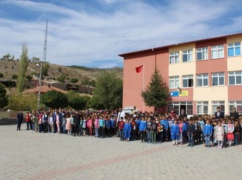 Yozgat-Kadışehri-Halıköy İlkokulu fotoğrafı