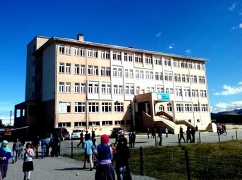 Iğdır-Merkez-Şehit Polis Adem CANKURTARAN Ortaokulu fotoğrafı