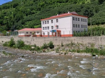Giresun-Yağlıdere-Yağlıdere Sınır Şehit Süleyman KUL Ortaokulu fotoğrafı