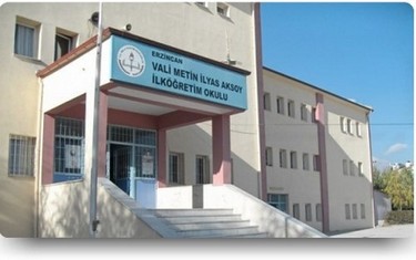 Erzincan-Merkez-Vali Metin İlyas Aksoy Ortaokulu fotoğrafı