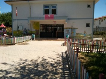Adıyaman-Kahta-Şehit Cennet Yiğit Anaokulu fotoğrafı