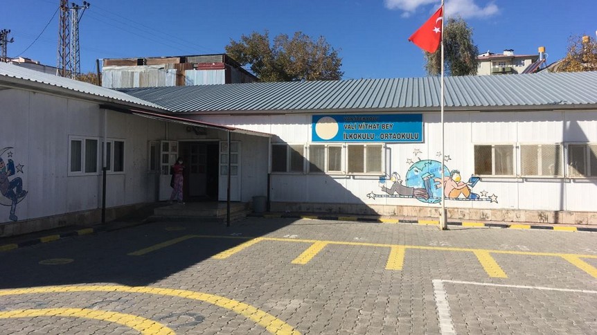 Van-İpekyolu-Vali Mithat Bey Ortaokulu fotoğrafı