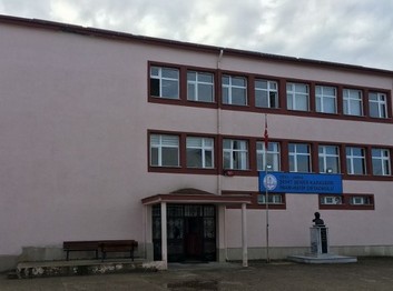 Ordu-Çamaş-Çamaş Şehit Şener Karadere İmam Hatip Ortaokulu fotoğrafı