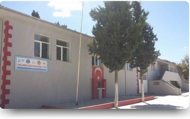 Balıkesir-Bigadiç-Eti Maden Işıklar Ortaokulu fotoğrafı