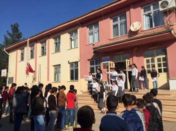 Şanlıurfa-Ceylanpınar-Saraççeşme Ortaokulu fotoğrafı