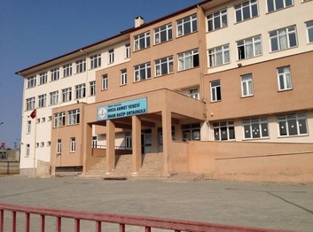 Iğdır-Tuzluca-Hoca Ahmet Yesevi İmam Hatip Ortaokulu fotoğrafı