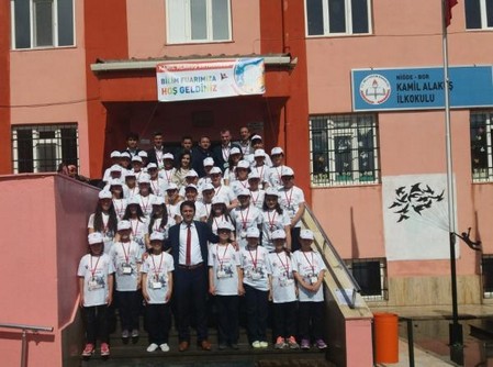 Niğde-Bor-Kamil Alakuş Ortaokulu fotoğrafı