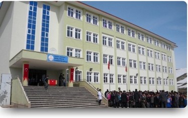 Erzurum-Karaçoban-Kopal Borsa İstanbul Ortaokulu fotoğrafı