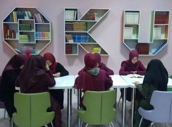 Gaziantep-Şehitkamil-Şehitkamil Belediyesi Kız Anadolu İmam Hatip Lisesi fotoğrafı