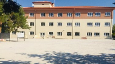 Uşak-Eşme-Güllü Ortaokulu fotoğrafı