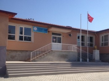 Afyonkarahisar-Sinanpaşa-Tınaztepe Zafer İlkokulu fotoğrafı