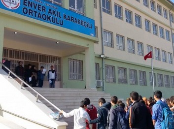 Şanlıurfa-Siverek-Enver Akıl Karakeçili İmam Hatip Ortaokulu fotoğrafı