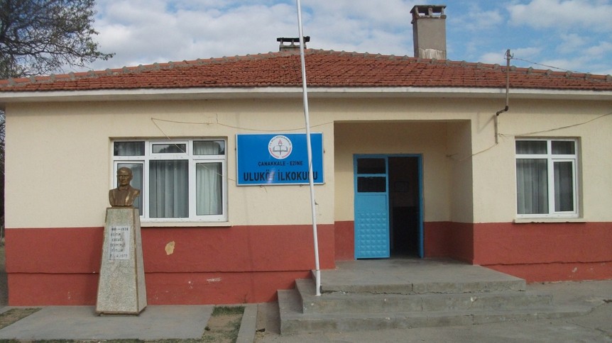 Çanakkale-Ezine-Uluköy Ortaokulu fotoğrafı