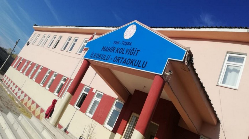 Van-Tuşba-Mahir Kolyiğit Ortaokulu fotoğrafı
