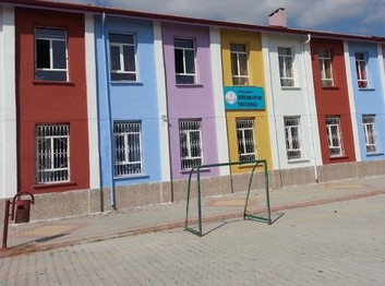Konya-Çumra-İçeriçumra Mithat Paşa İlkokulu fotoğrafı