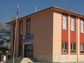Konya-Cihanbeyli-Faik Türkmen Ortaokulu fotoğrafı