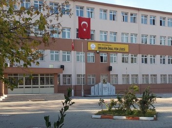 Bursa-Mustafakemalpaşa-İbrahim Önal Fen Lisesi fotoğrafı