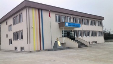 Düzce-Merkez-Şehit Ertuğrul Tuğra Kavun İlkokulu fotoğrafı