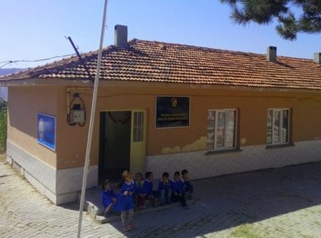 Manisa-Soma-Kayrakaltı İlkokulu fotoğrafı