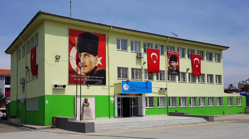 Manisa-Salihli-Kurtuluş Fevzi Lütfü Karaosmanoğlu İlkokulu fotoğrafı