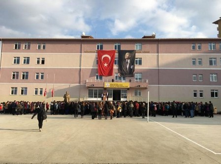 İstanbul-Büyükçekmece-Münevver Kemal Özver Mesleki ve Teknik Anadolu Lisesi fotoğrafı