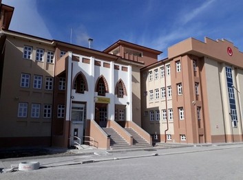 Çankırı-Orta-Şehit Uhud Kadir Işık Anadolu İmam Hatip Lisesi fotoğrafı