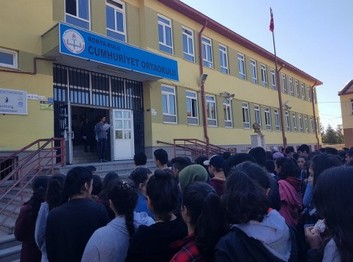 Konya-Kulu-Cumhuriyet Ortaokulu fotoğrafı