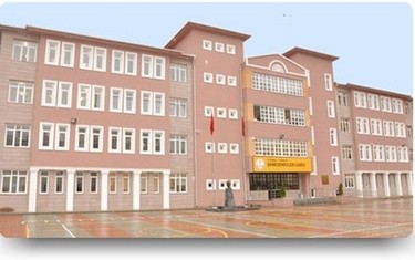 İstanbul-Kadıköy-Şenesenevler Mualla Selcanoğlu Mesleki ve Teknik Anadolu Lisesi fotoğrafı