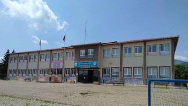 Sakarya-Pamukova-Şehit Peyami Altun Ortaokulu fotoğrafı