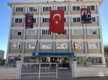Mersin-Yenişehir-Adnan Menderes Ortaokulu fotoğrafı