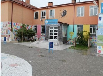 Konya-Cihanbeyli-Vedat Kora Ortaokulu fotoğrafı