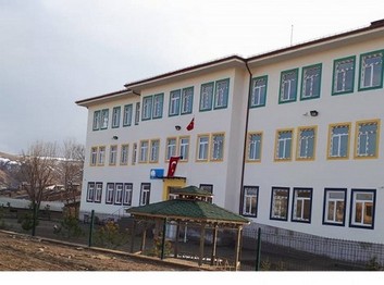 Sivas-Kangal-Şehit Enes Koçak Ortaokulu fotoğrafı