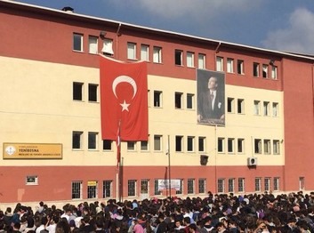 İstanbul-Bahçelievler-Yenibosna Anadolu Lisesi fotoğrafı