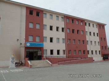 Manisa-Turgutlu-Hasan Üzmez Ortaokulu fotoğrafı