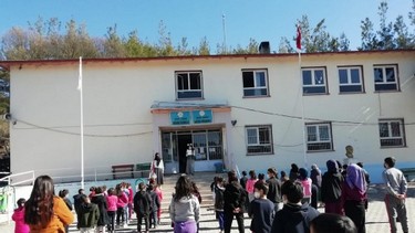 Adana-Aladağ-Dölekli Ortaokulu fotoğrafı