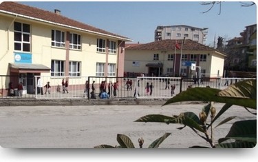 Zonguldak-Ereğli-Gülüç Vesile Dikmen İlkokulu fotoğrafı