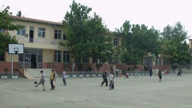 Gaziantep-Oğuzeli-Ayşe-Burhan Barlas Ortaokulu fotoğrafı