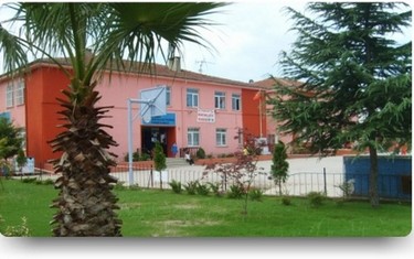Yalova-Çiftlikköy-Sultaniye Şehit Baçerettin Özgür İlkokulu fotoğrafı