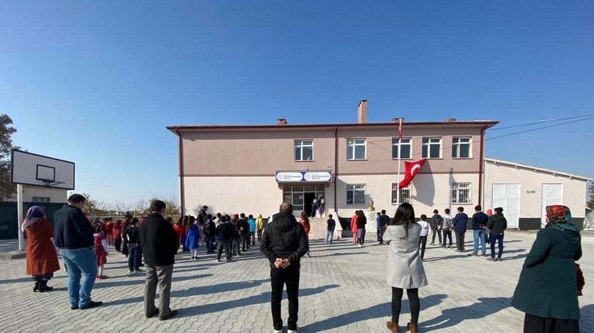 Aksaray-Eskil-Şehit Azam Güdendede İlkokulu fotoğrafı