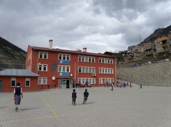 Trabzon-Çaykara-Karaçam İlkokulu fotoğrafı
