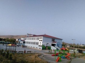 Van-Edremit-Kurubaş İlkokulu fotoğrafı