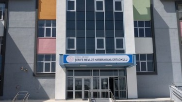 Konya-Meram-Şerife Mevlüt Harmankaya Ortaokulu fotoğrafı