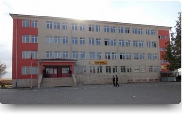 Yozgat-Sarıkaya-Yunus Emre Anadolu Lisesi fotoğrafı