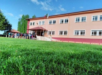 Sivas-Gemerek-Şehit Murat Şahin Çok Programlı Anadolu Lisesi fotoğrafı