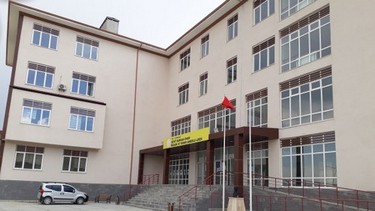Van-Gürpınar-Burhan Öner Mesleki ve Teknik Anadolu Lisesi fotoğrafı