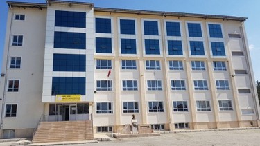 Uşak-Banaz-Şehit Tuncay Durmuş Mesleki ve Teknik Anadolu Lisesi fotoğrafı