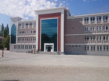 Kırşehir-Merkez-Sırrı Kardeş Ortaokulu fotoğrafı
