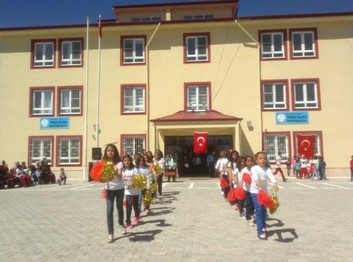 Kahramanmaraş-Elbistan-Tepebaşı Selçuklu İlkokulu fotoğrafı